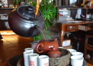 ジャスミン茶を飲み過ぎると体臭に異変？