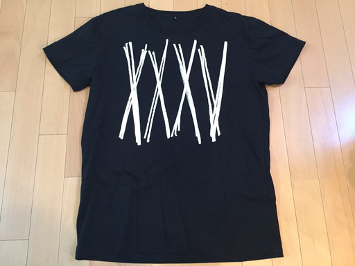 One Ok Rockのグッズのtシャツってどんな感じですか 冒険家族