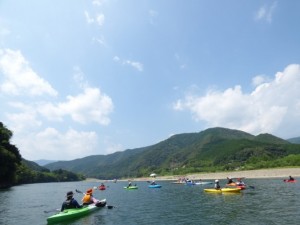 四万十川行ったら、とりま、カヌー体験やってみ!人生観変わるから!