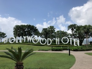 香港ディズニーハリウッドホテルで無料wifiって使えますか？についての答えは？