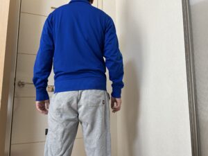 アディダスのファイヤーバードのサイズ感は年代で違う？SとXLを着比べてわかった意外な結果