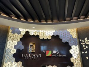 デンパサール空港のTujuwanラウンジレビュー！プライオリティパスは使えない？マレーシア航空ビジネスクラスで実際に使ってみた